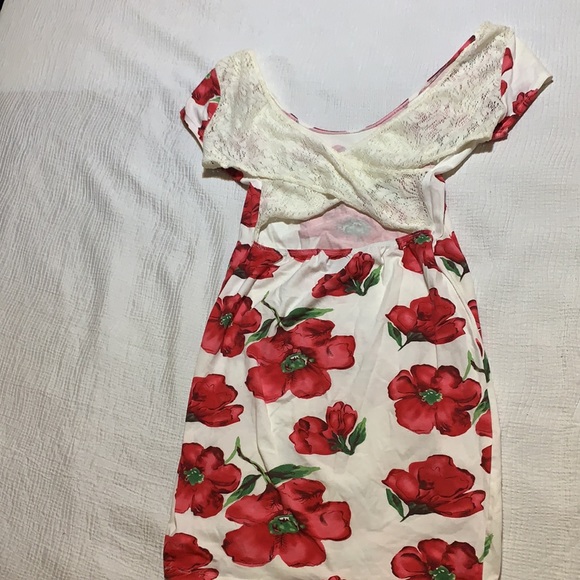 Wet seal flower dress🌺 - Picture 4 of 7